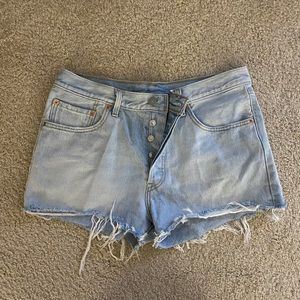 Levi shorts